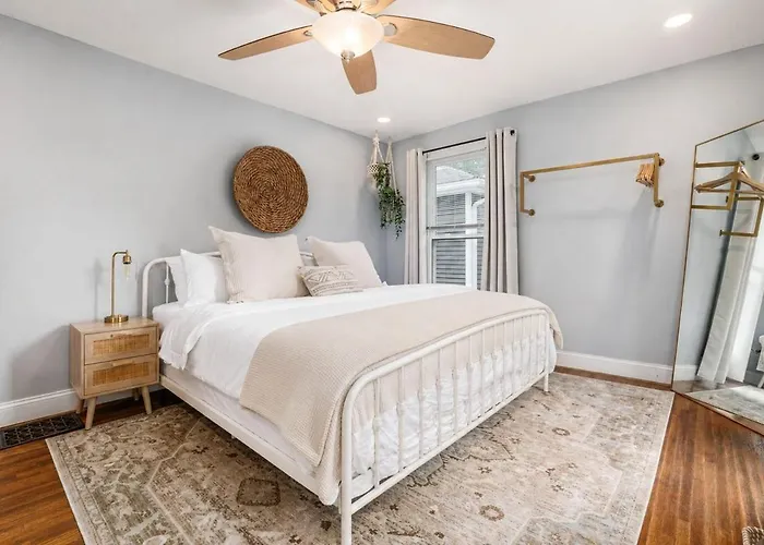 Luxe 3br - Hot Tub And Parking - Near Osu & Downtown Villa